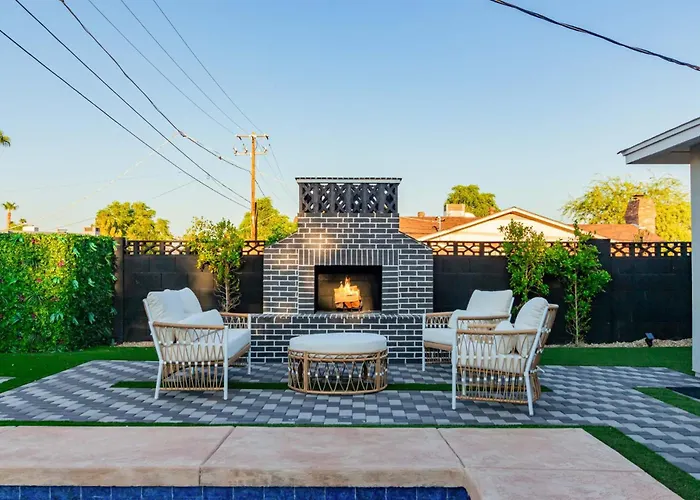 Holiday home The Kensington Custom Retreat
