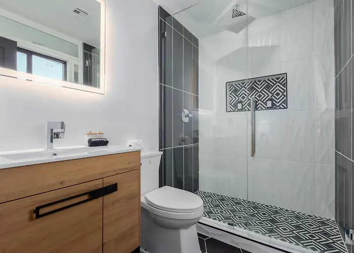 The Kensington Custom Retreat