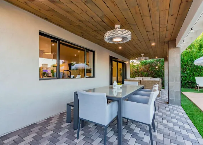 The Kensington Custom Retreat Holiday home Scottsdale