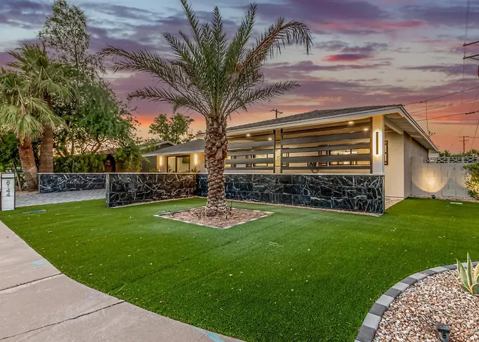 The Kensington Custom Retreat Holiday home Scottsdale